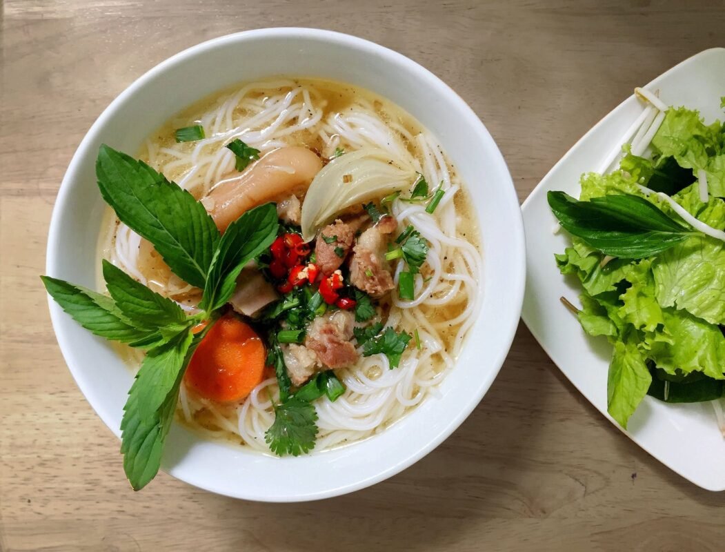 cooked noodles