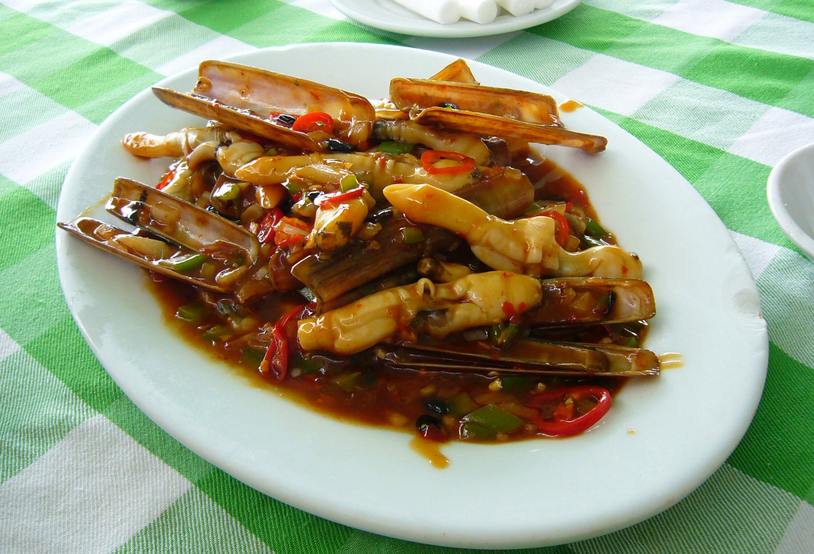 Stir-fried Razor Clams with Black Beans and Pepper