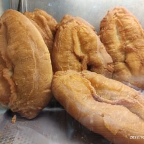 Ox-tongue pastry