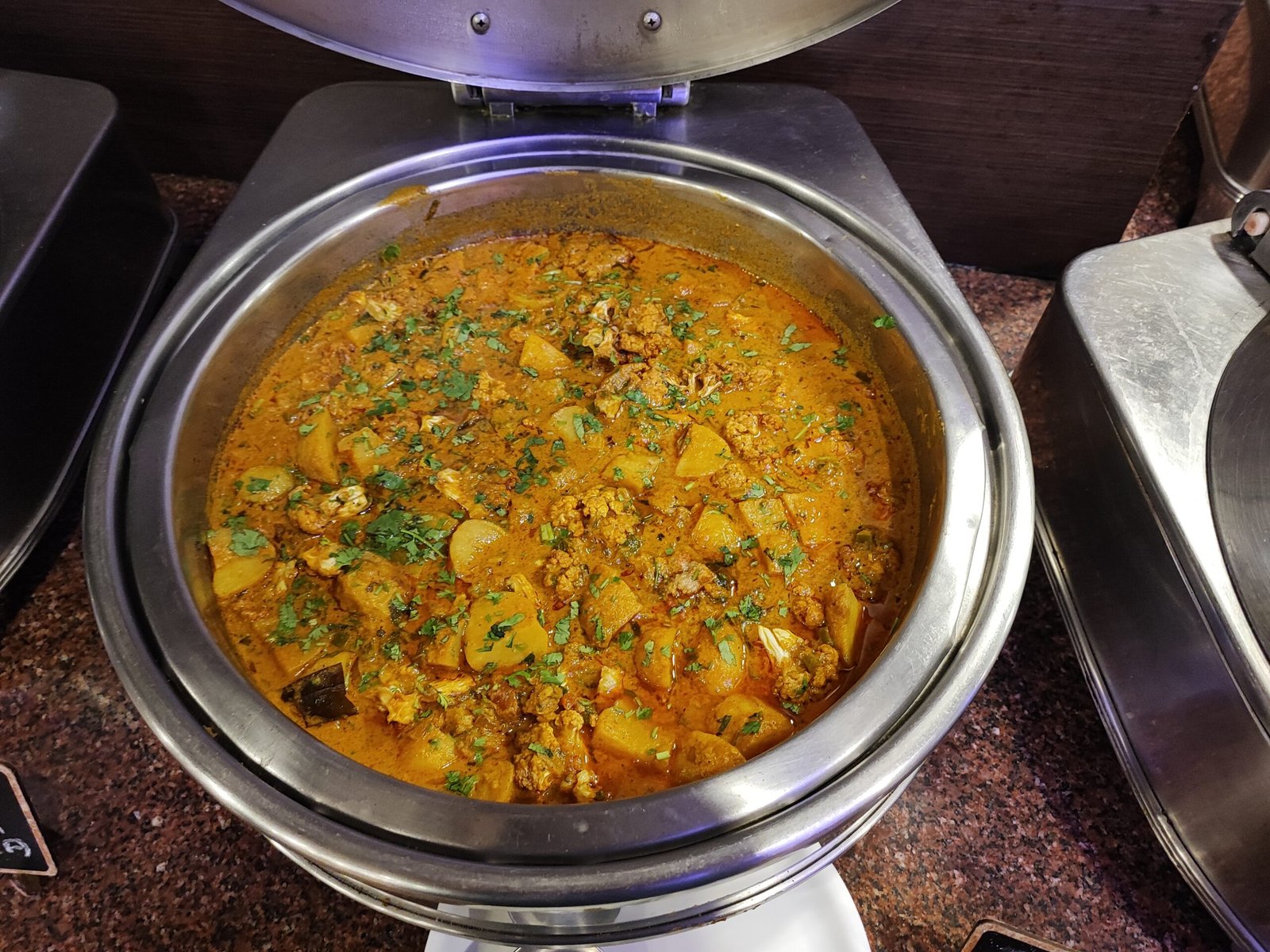 Aloo Gobi Masala (Cauliflower and Potato Curry)