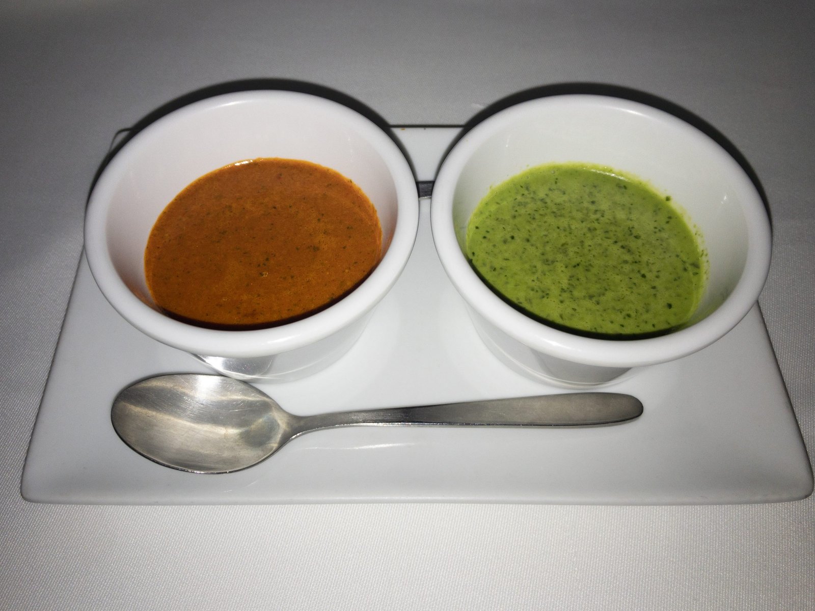 Mojo verde and mojo rojo