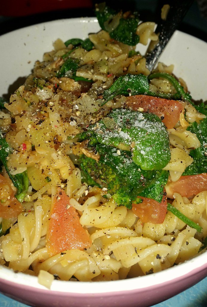 Garlic–Ginger Veggie Pasta Stir-Fry