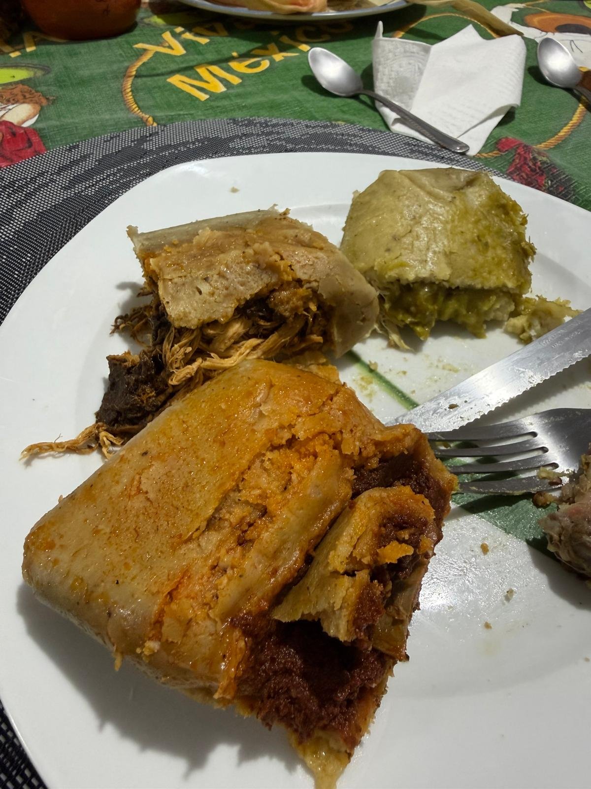 Tamales Oaxaqueños with Chicken and Mole