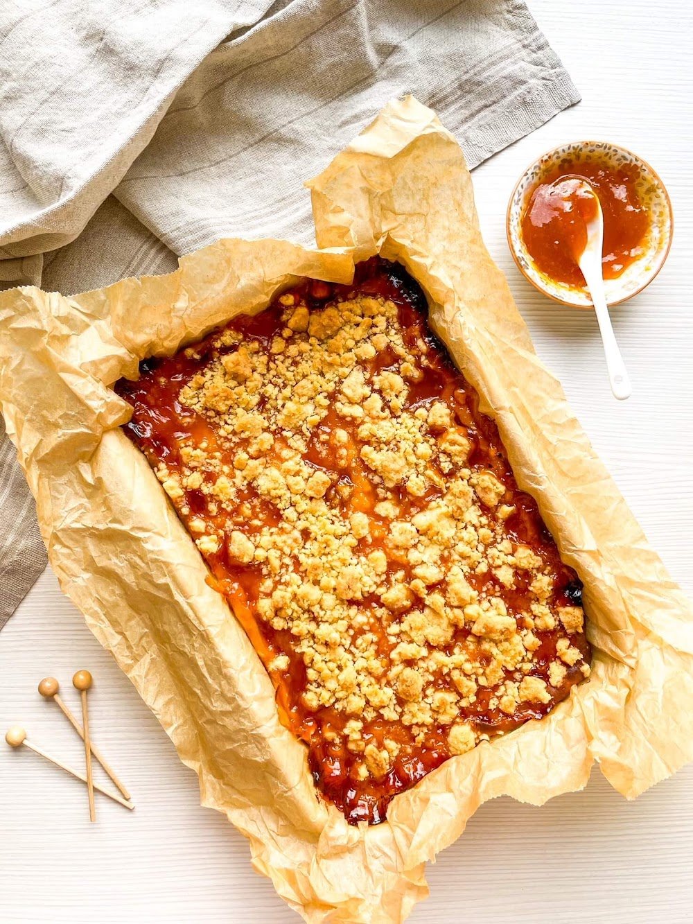 Peaches and Cream Crumble Bars