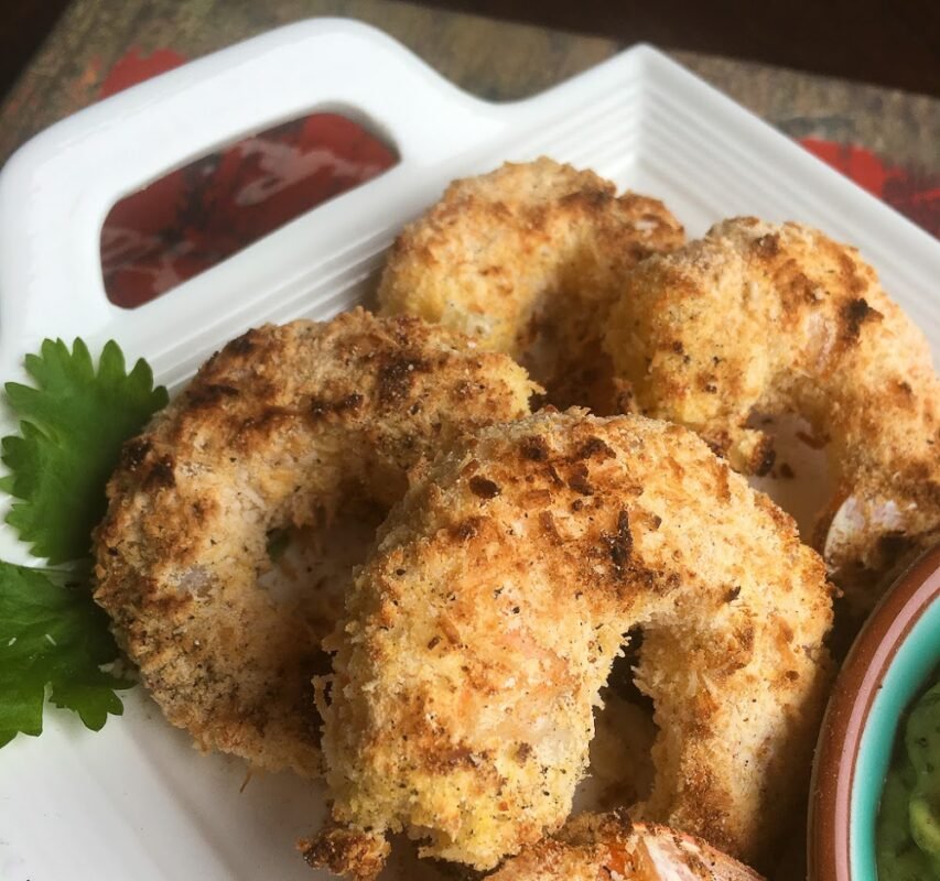 Baked Coconut Shrimp with Avocado-Lime Dip